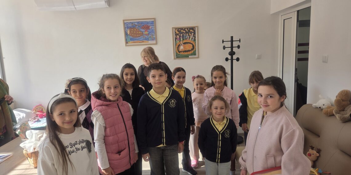 Малки творци внесоха надежда и усмивка в “ДКЦ-1-Севлиево”