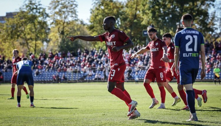 С бледа игра ЦСКА оцеля в Севлиево за Купата