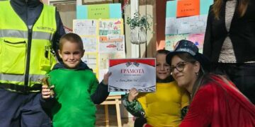 Пред полицаите Супер Марио показа на децата как да се пазят на пътя