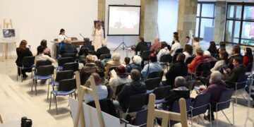 Стихосбирката “Душа под снега” на Петко Хинов представиха в Севлиево в навечерието на Деня на града