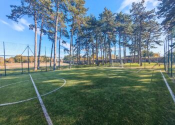 Многофункционалното игрище в “Борова гора” е с подменена настилка