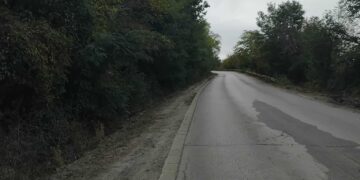 Три села събират пари да почистят опасен път