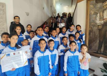 Разменени усмивки и училищно настроение