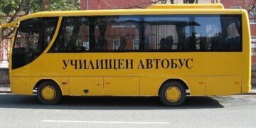 С нов училищен автобус ще пътуват децата и учениците за базите в с. Душево