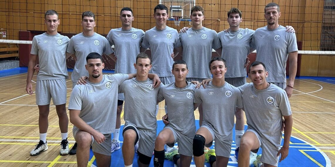 Волейболният “Раковски” стартира като гост