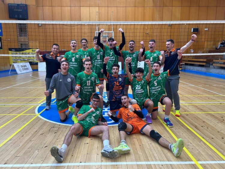 Юношите на ВК “Раковски” стартираха с победа