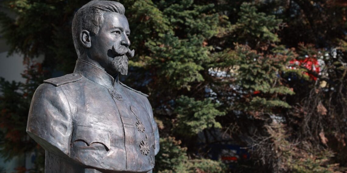 Паметник на ген. Стефан Нерезов откриха в Севлиево