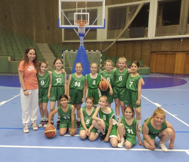 Допълнителни 2000 лв. за баскетболистите