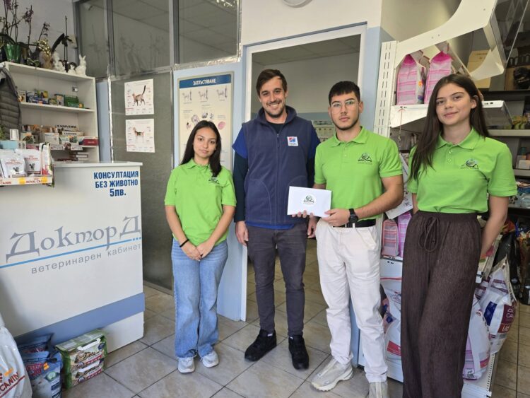 Благотворителен базар с аромат на домашно приготвени сладкиши в ПГ “Марин Попов”