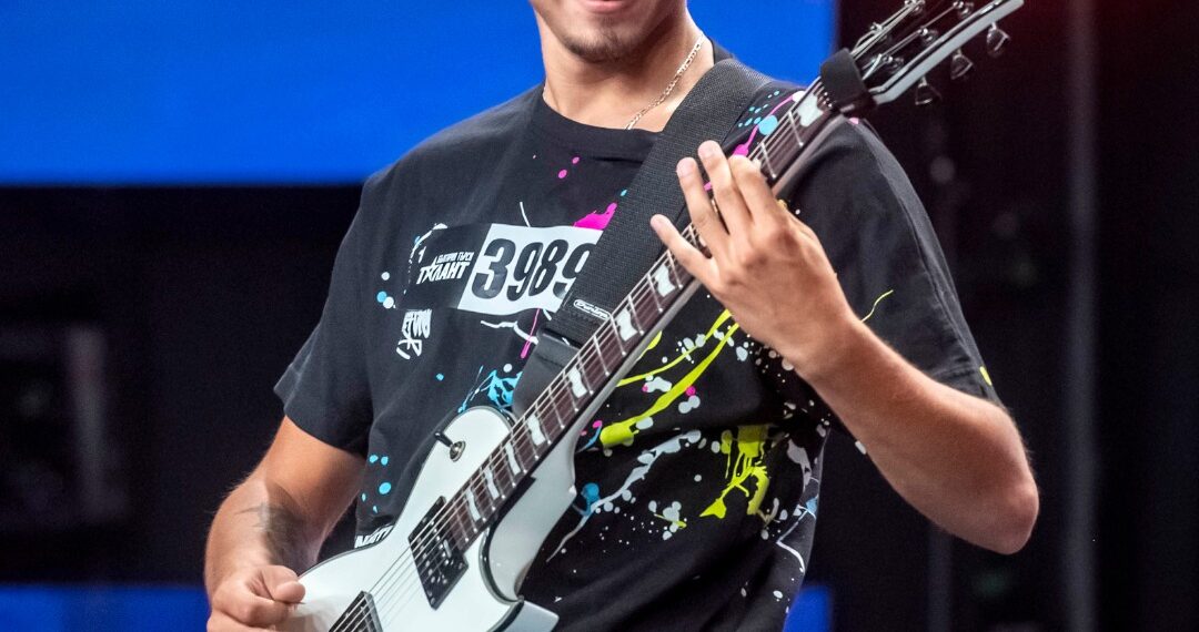 Наследник на народен певец взе акъла на журито в “България търси талант”