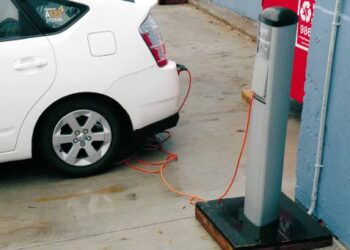 Община Севлиево ще кандидатства с проект за закупуване на електромобил и зарядна станция