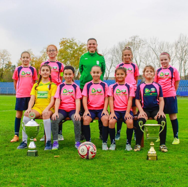 Девойките до 11 г. с нови две победи