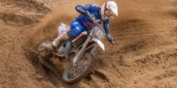 Тимът на Петър Петров удължи договора на Венцислав Тошев