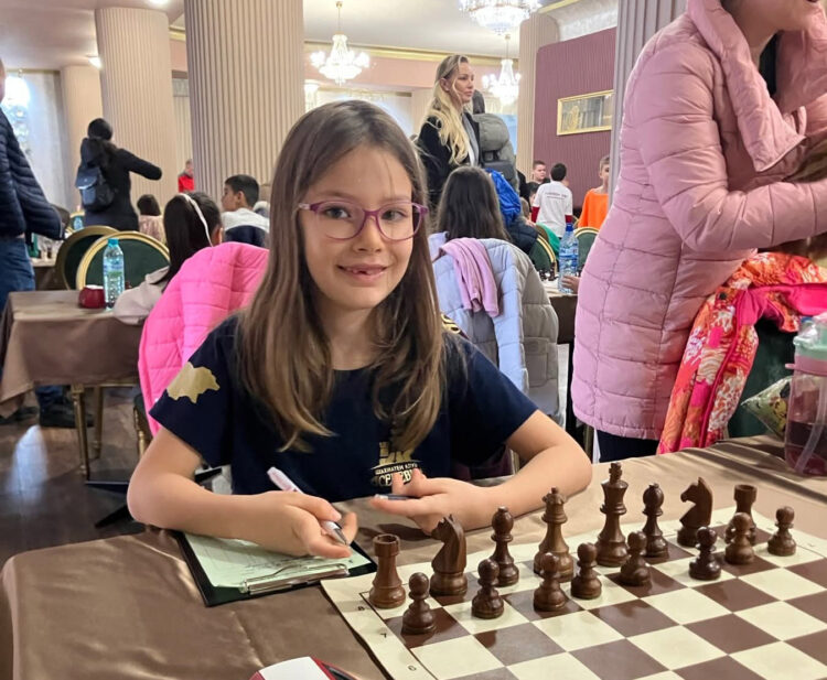 8-годишната Габи стана вицешампион по шах