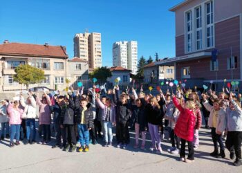 Малките първокласници – с голямо послание за доброта