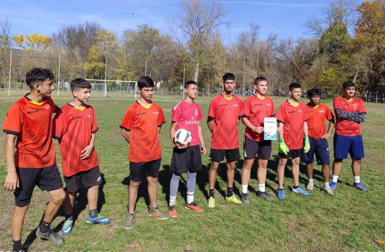 Всички средни училища се включиха в “Ученически игри” по футбол