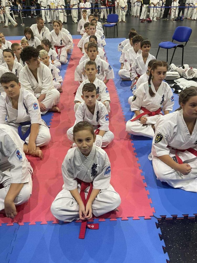 С девет медала клуб “Воин” започна да пише своята история