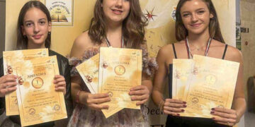 С десет медала бяха отличени певци от ВФ “Upstream Voices” в Международния фестивал “Кръстопът на музите 2025“