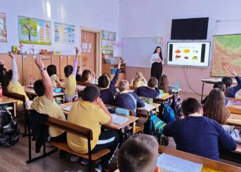 Третокласници се впуснаха в международен проект