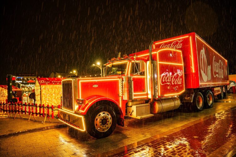 Коледният камион на Кока-Кола носи магията на празниците в Севлиево 14 на декември