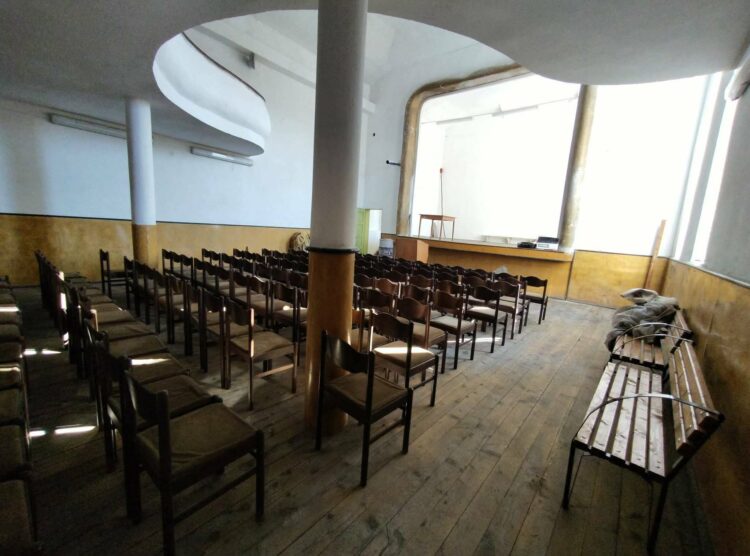 Читалището в Кормянско “възкръсна” преди Коледа