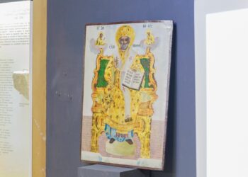 200-годишна икона на свети Никола показаха за първи път в музея