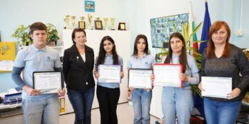 Креативност показаха ученици от ПГМЕТ в конкурса “Светът е макет”