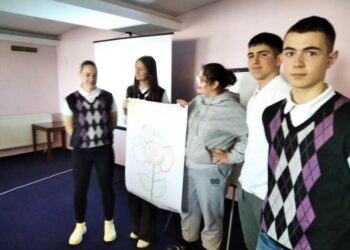 Доброволчески младежки екипи ще предпазват връстниците си от зависимости