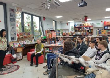 Седми час в книжарница “М-прес”