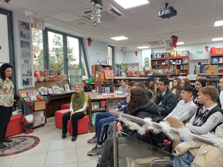 Седми час в книжарница “М-прес”