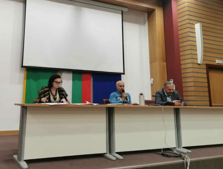 “КОТА 2001” ООД представи готовността си за зимното поддържане на пътищата в община Севлиево