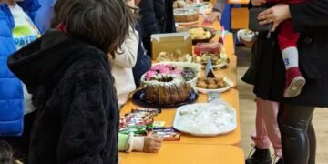 Сладкиши за книги в Душево