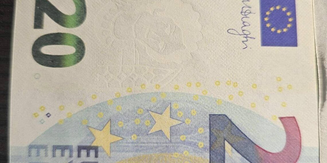 ГДБОП отправи препоръки към граждани и търговци как да разпознават фалшиви банкноти