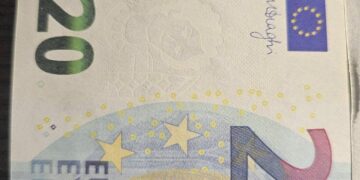 ГДБОП отправи препоръки към граждани и търговци как да разпознават фалшиви банкноти