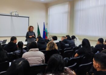 “Да пораснеш за пет минути” – урок по отговорност и избор за учениците от 9-ти клас