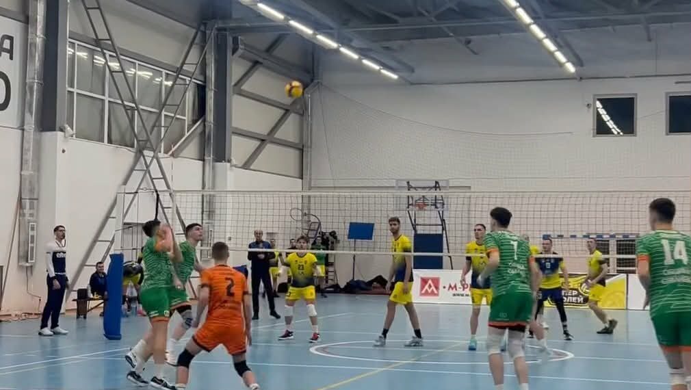 ВК “Раковски” затрудни максимално съперника, но падна в петгеймов мач