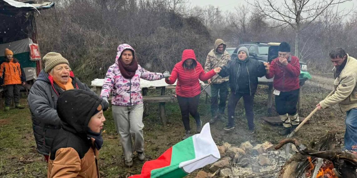 В Сенник вдигнаха тежки бъклици за Трифон Зарезан