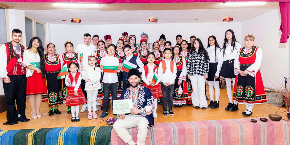 “Балкански ритми” представиха концерт-спектакъл “Българийо за тебе те умряха”